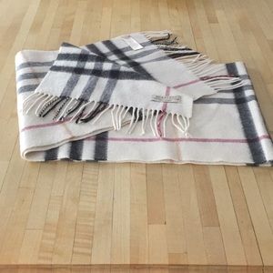 Burberry cashmere scarf